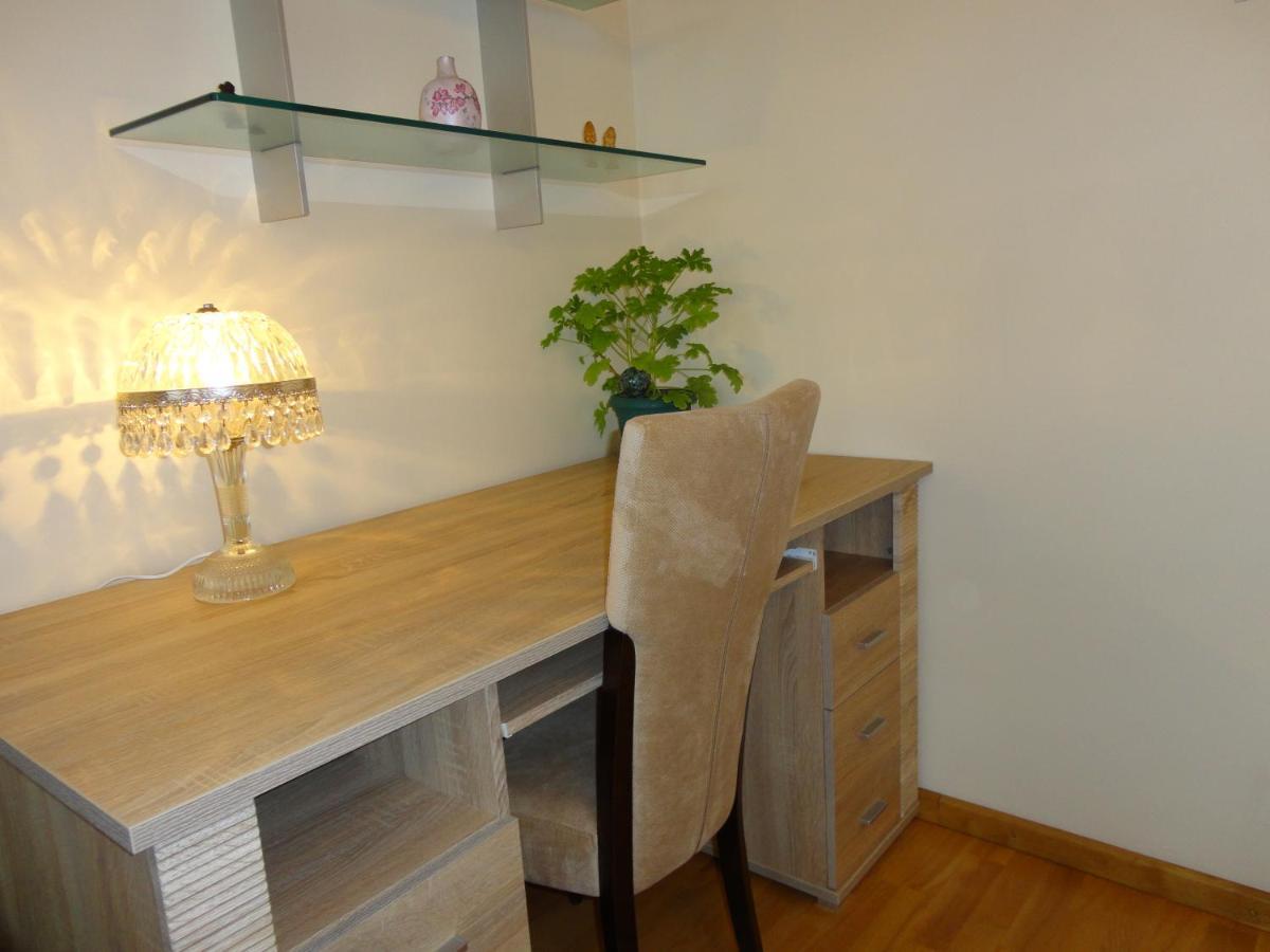 ריגה Central Apartment Riepnieku Street מראה חיצוני תמונה